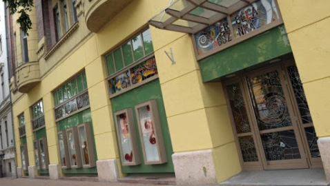 Kövér Béla Bábszínház