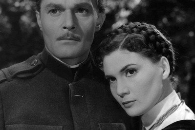 Szellemidézés - Bara Margit