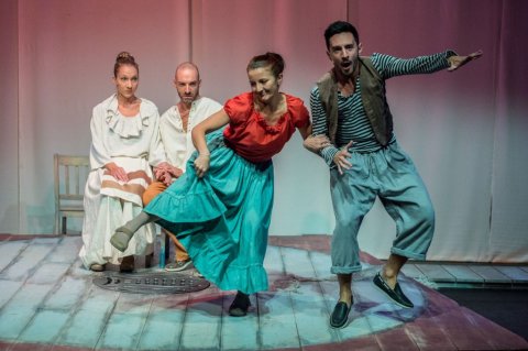 AZ ARANYHALACSKA, AVAGY A HALÁSZ MEG A NAGYRAVÁGYÓ FELESÉGE