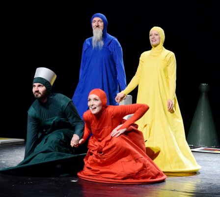 A mindentlátó királylány A mindentlátó királylány