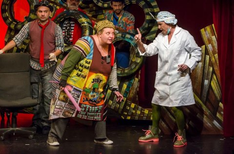 A négyszögletű kerek erdő