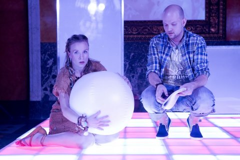 A lakatlan sziget A lakatlan sziget