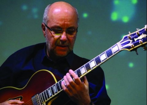 LÁSZLÓ ATTILA feat BUDAPEST JAZZ ORCHESTRA és vendégei