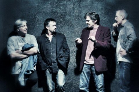 NEIL YOUNG sétány – NYS klubkoncert