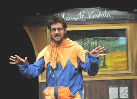 SÁRKÁNYÖLŐ KRISZTIÁN