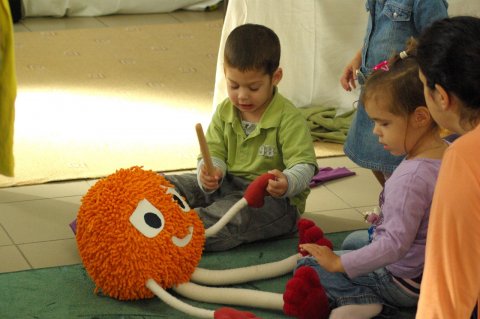 Bábrakadabra: Szivárványmese