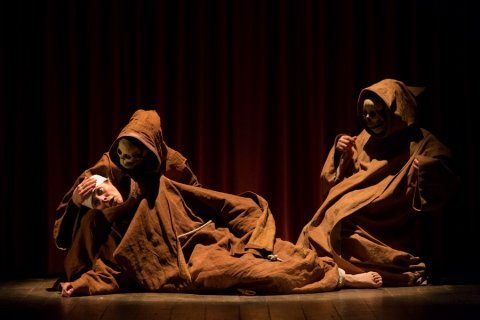 Egy éteri utazó tánca