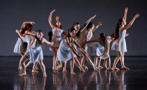 Az életnek tanulunk 