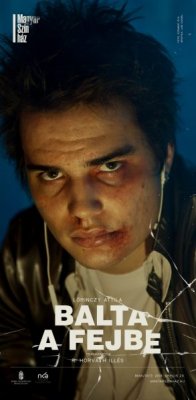 Balta a fejbe