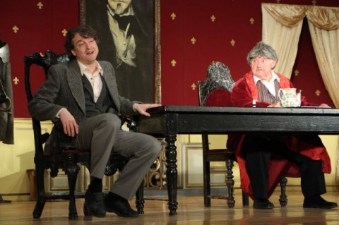 Az ördög nem alszik