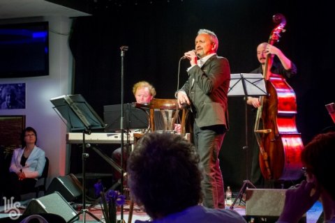 Meseautó - zenés utazás négy tételben